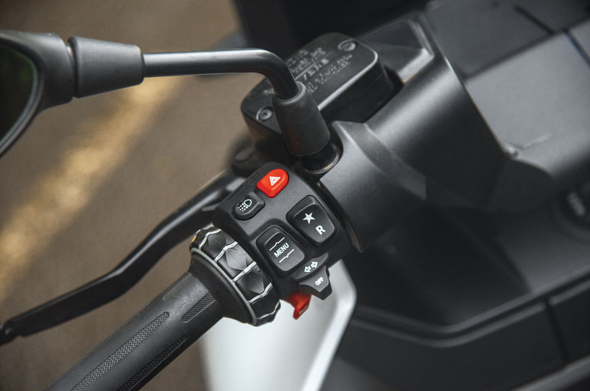 BMW CE 04 jog dial